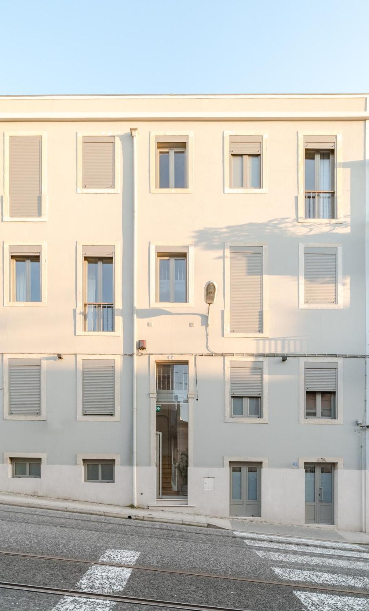 Apartment Casa Boma - Modern & Luminous With Balcony - Alcantara I Lisbon